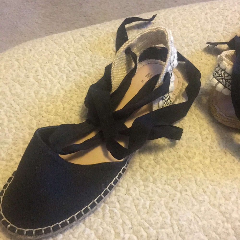 Women’s sandals. Size 6.5